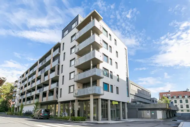 Hoffsveien 10, Skøyen
